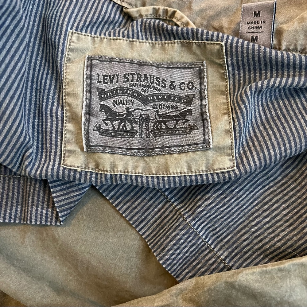 💙Levi’s utility jacket - Picture 7 of 11